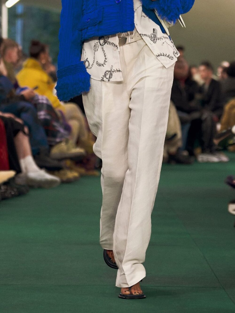 Burberry SS24 Runway White Paper-Blend Drawstring Trousers